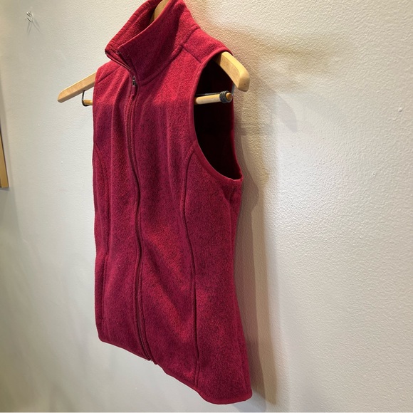 G.H. Bass & Co Red Fleece Zip Vest XS Lightweight Full Zip Outdoor Layer - Picture 12 of 13